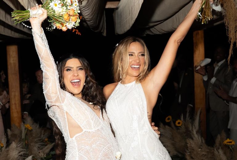 Lauana Prado e Tati Dias oficializam união em casamento “modo turbo” à beira-mar em Ubatuba