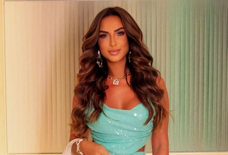 Tradição escolhe Nicole Bahls como enredo para o Carnaval 2027