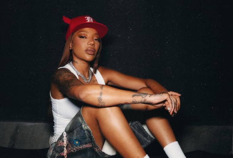 Ludmilla anuncia processo contra páginas por fake news: “Tolerância zero”