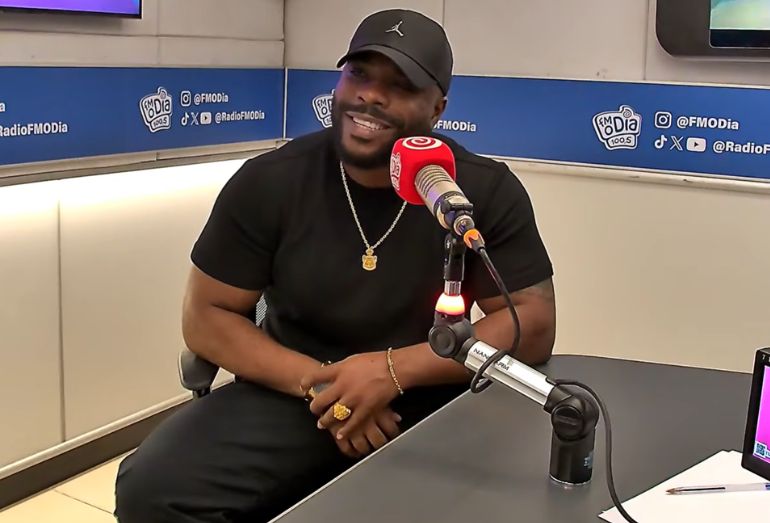 Nego Damoé relembra trajetória e dispara: “Fui um dos melhores percussionistas da geração”